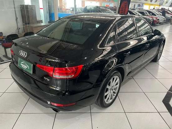 AUDI-A4-2017