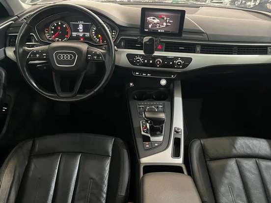 AUDI-A4-2.0 TFSI ATTRACTION GASOLINA 4P S TRONIC AUDI-A4-2017