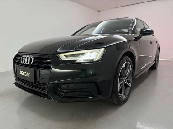 AUDI-A4-2017