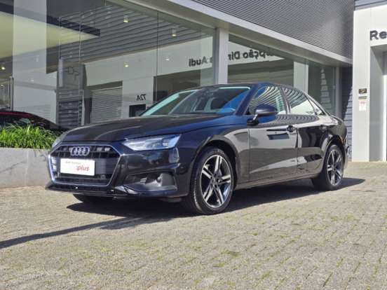 AUDI-A4-2022