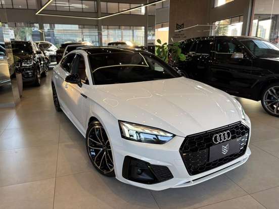 AUDI-A5-2022