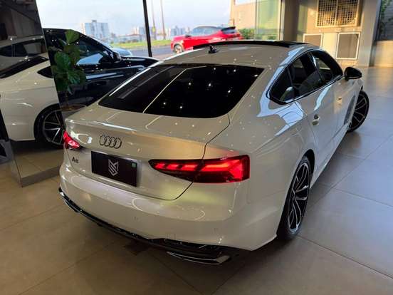 AUDI-A5-2022