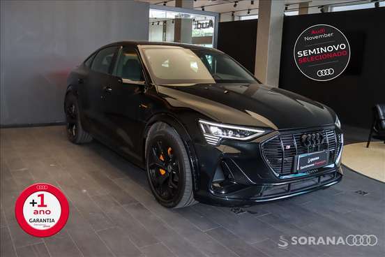 AUDI-E-TRON-2021