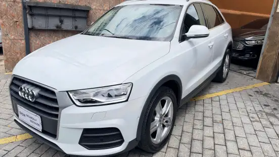 AUDI-Q3-2017
