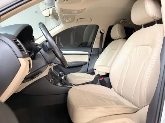 AUDI-Q3-2016