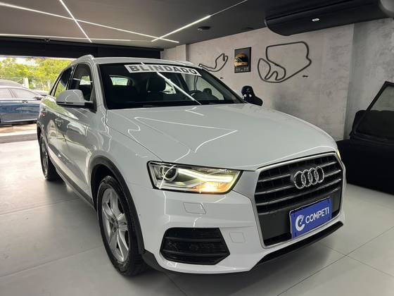 AUDI Q3 1.4 TFSI AMBIENTE FLEX 4P S TRONIC