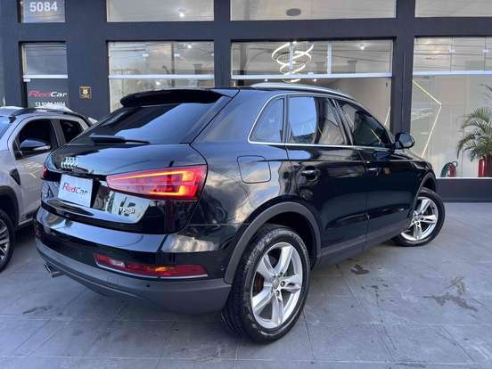 AUDI-Q3-2017