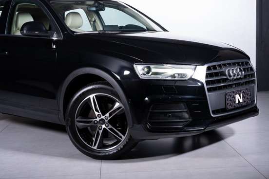 AUDI-Q3-2018