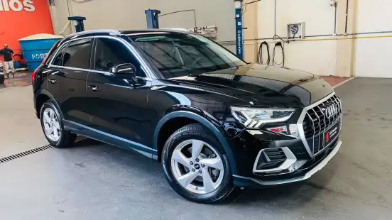 AUDI-Q3-2022