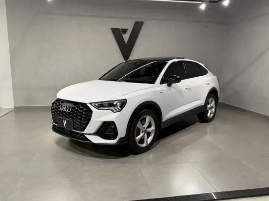 AUDI-Q3-2.0 40 TFSI GASOLINA SPORTBACK PERFORMANCE BLACK QUATTRO TIPTRONIC AUDI-Q3-2022