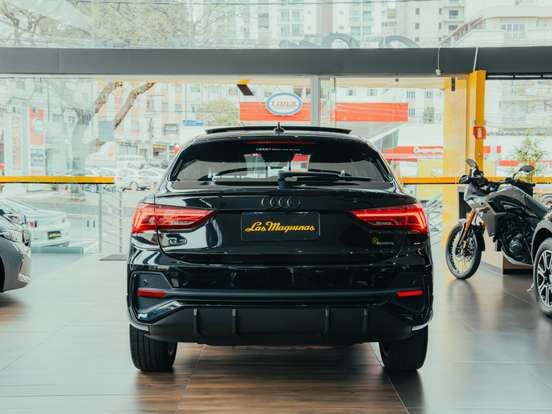 AUDI-Q3-2.0 40 TFSI GASOLINA SPORTBACK PERFORMANCE BLACK QUATTRO TIPTRONIC AUDI-Q3-2022