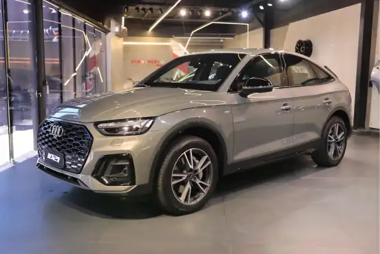 AUDI-Q5-2023