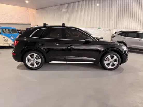 AUDI-Q5-2019