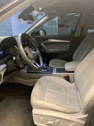 AUDI-Q5-2024