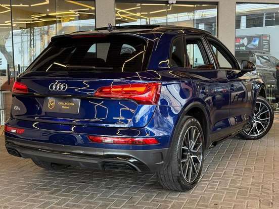AUDI-Q5-2021