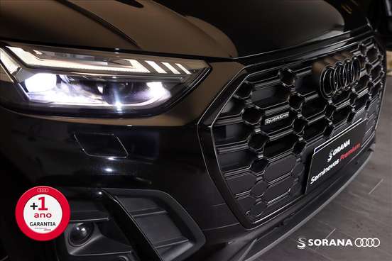 AUDI-Q5-2022