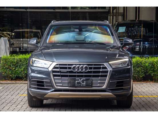 AUDI-Q5-2017