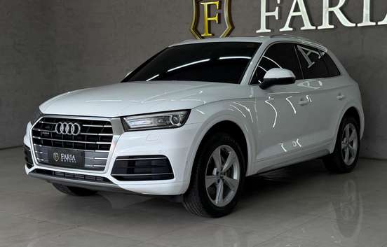 AUDI-Q5-2019