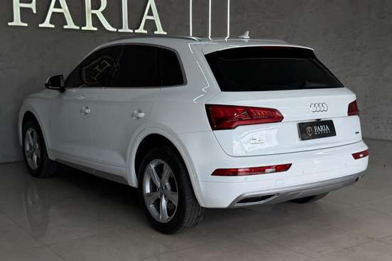 AUDI-Q5-2.0 TFSI GASOLINA PRESTIGE PLUS S TRONIC AUDI-Q5-2019