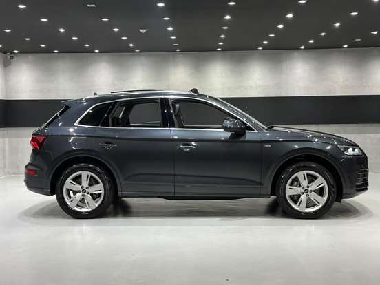 AUDI-Q5-2.0 TFSI GASOLINA PRESTIGE PLUS S TRONIC AUDI-Q5-2020
