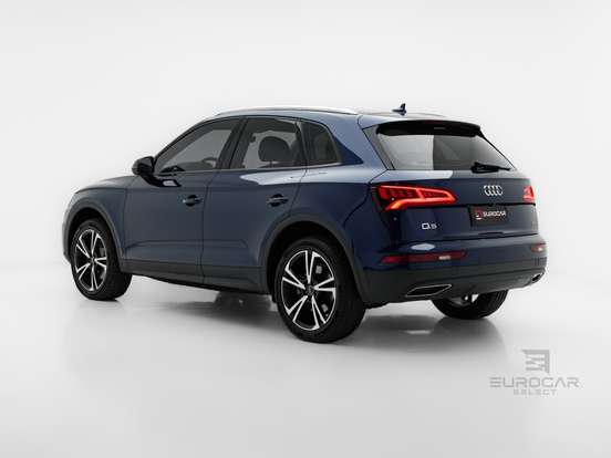 AUDI-Q5-2019