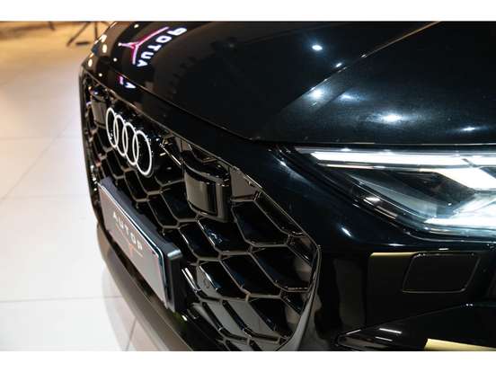 AUDI-RS Q8-4.0 V8 TWINTURBO GASOLINA PERFORMANCE TIPTRONIC AUDI-RS Q8-2025