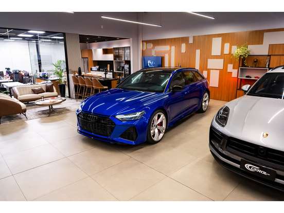 AUDI-RS6-2023