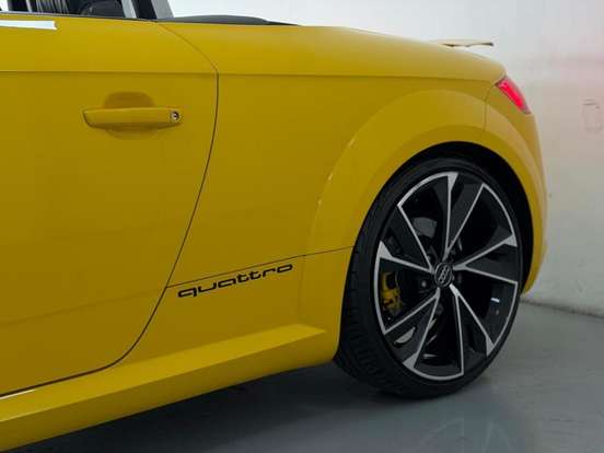 AUDI-TT-2015