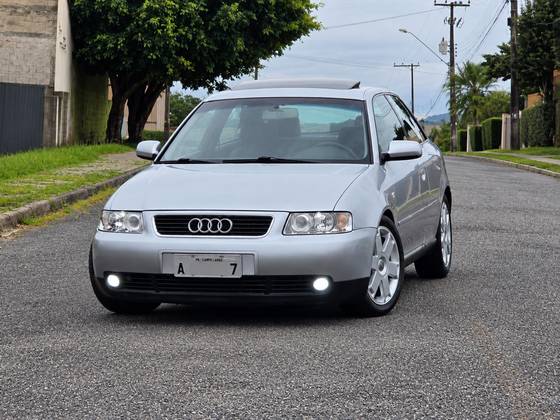 AUDI A3 1.8 20V GASOLINA 2P MANUAL