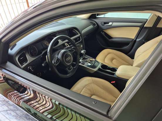 AUDI-A4-2012