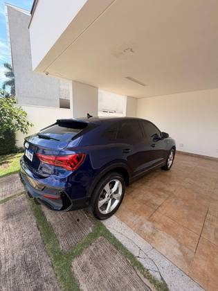 AUDI Q3 2.0 40 TFSI GASOLINA SPORTBACK PERFORMANCE BLACK QUATTRO TIPTRONIC