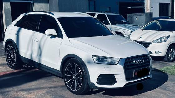 AUDI Q3 2.0 TFSI AMBIENTE QUATTRO 4P GASOLINA S TRONIC