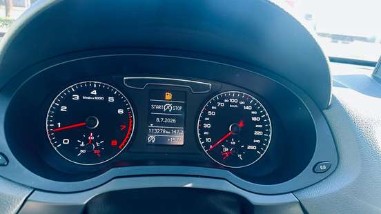 AUDI-Q3-2015