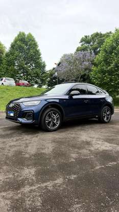 AUDI-Q5-2022