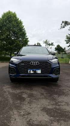 AUDI-Q5-2022