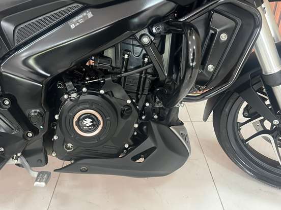 BAJAJ-DOMINAR 400-2025