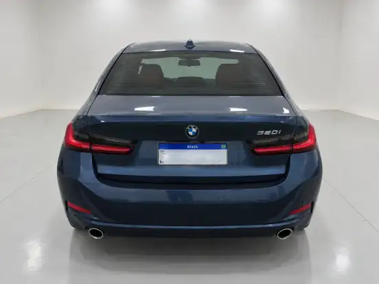 BMW-320i-2025