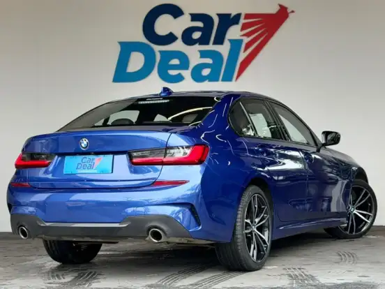 BMW-320i-2.0 16V TURBO GASOLINA M SPORT AUTOMÁTICO BMW-320i-2020