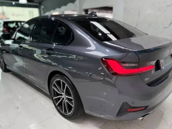 BMW-320i-2.0 16V TURBO GASOLINA SPORT AUTOMÁTICO BMW-320i-2019