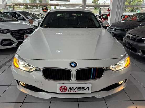 BMW-320i-2013