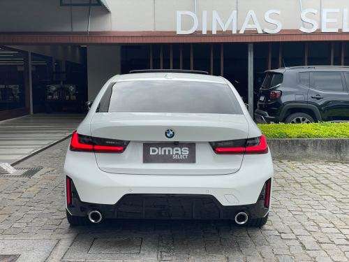 BMW-320i-2024