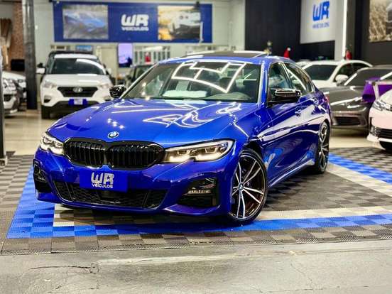BMW-320i-2022