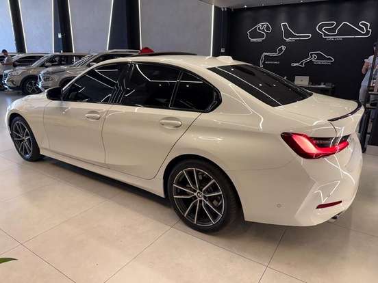 BMW-320i-2.0 16V TURBO FLEX SPORT GP AUTOMÁTICO BMW-320i-2024