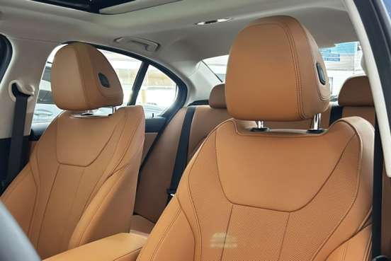 BMW-320i-2026
