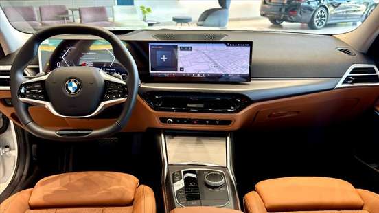 BMW-320i-2025