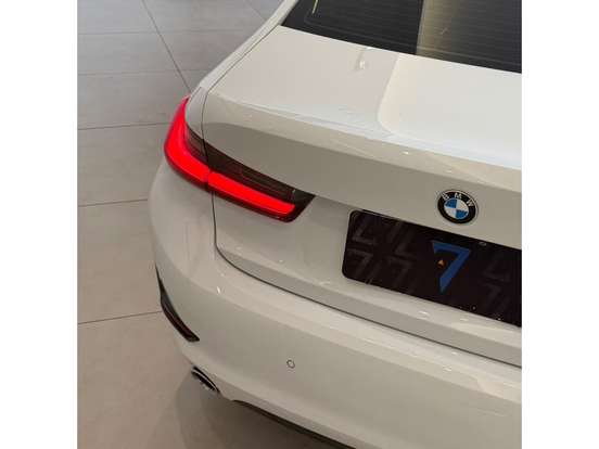 BMW-320i-2.0 16V TURBO GASOLINA SPORT AUTOMÁTICO BMW-320i-2019
