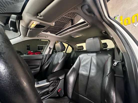 BMW-328i-2013