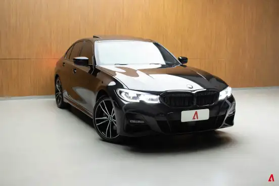 BMW-330e-2021
