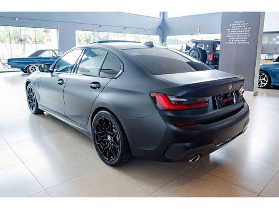 BMW-330e-2.0 16V TURBO HÍBRIDO M SPORT AUTOMÁTICO BMW-330e-2021
