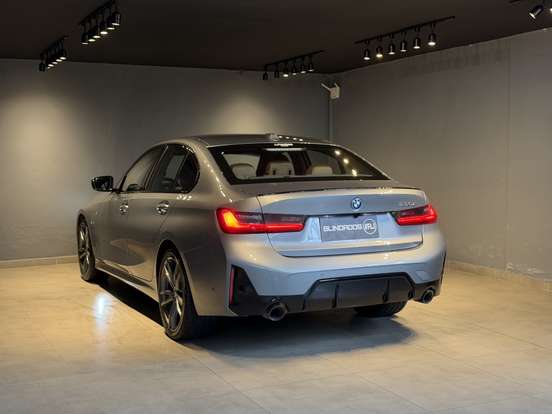 BMW-330e-2.0 16V TURBO HÍBRIDO M SPORT AUTOMÁTICO BMW-330e-2023